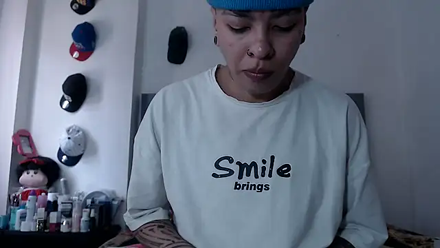 dulce maria x online show from October 22, 2025, 4:18 pm