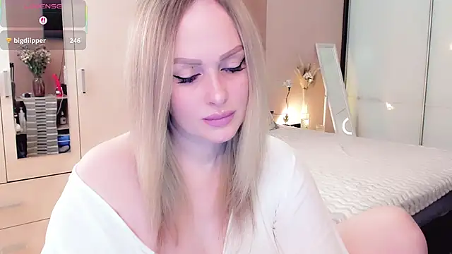 Snapshot of Libby_Nora chatting on February 21, 2026, 9:10 am Libby Nora online show from February 21, 2026, 9:10 am