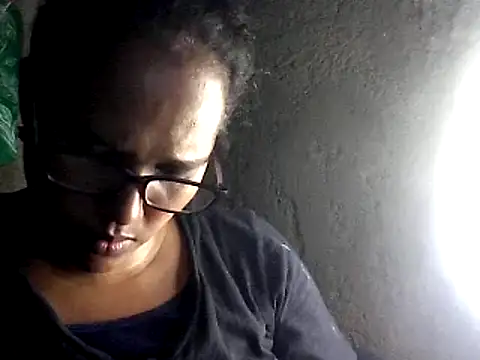 Damita999 online show from January 30, 2025, 12:50 am