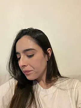 swrennn19 online show from April 1, 2026, 10:18 pm