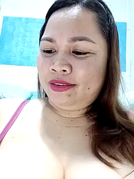 XXLorie 02 online show from March 13, 2025, 11:51 am