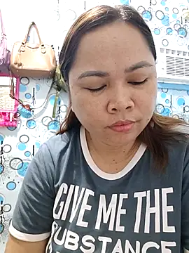 XXLorie 02 online show from May 21, 2026, 10:28 pm