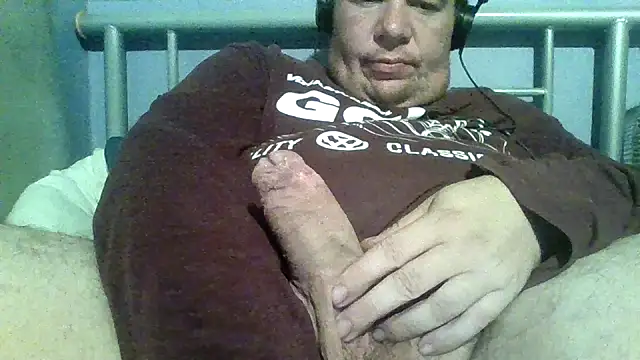 Snapshot of thickdick12331 chatting on October 27, 2025, 10:36 pm thickdick12331 online show from October 27, 2025, 10:36 pm