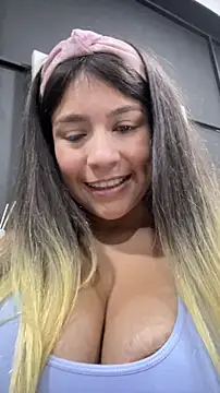 Snapshot of BA_BYY chatting on January 7, 2026, 7:27 pm BA BYY online show from January 7, 2026, 7:27 pm