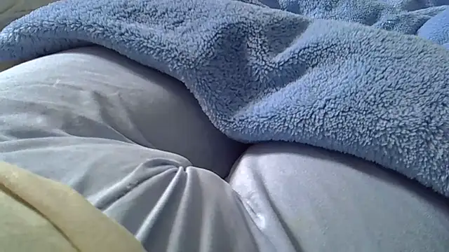 perescam online show from November 12, 2025, 3:45 pm