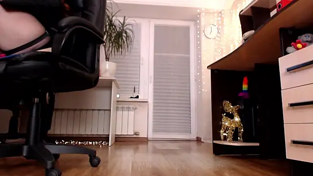 CassieDonald online show from February 9, 2026, 4:00 pm