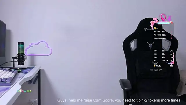 SkyqueenI online show from October 16, 2025, 8:37 am