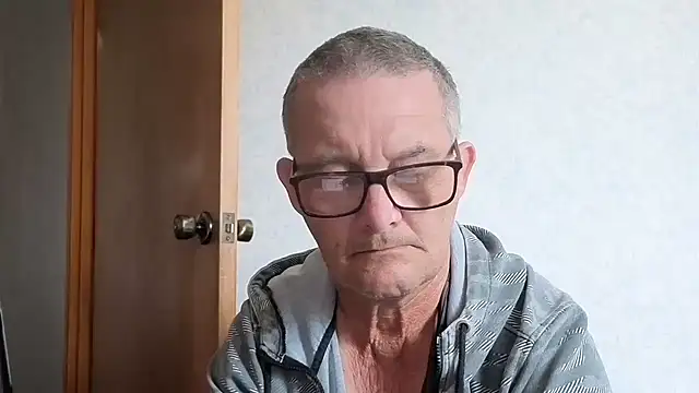 Snapshot of bigballnz chatting on October 2, 2025, 3:24 am bigballnz online show from October 2, 2025, 3:24 am