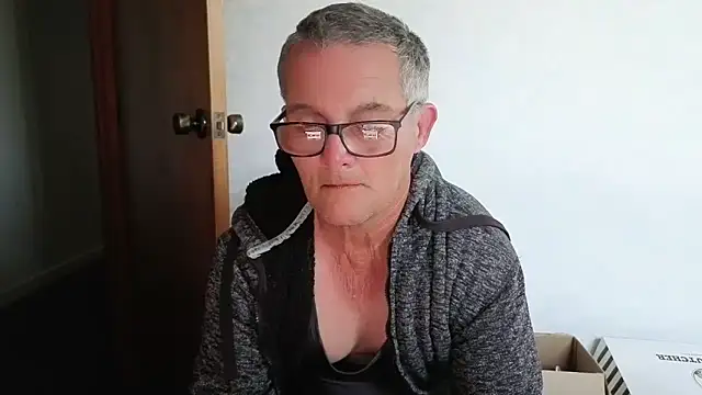 Snapshot of bigballnz chatting on October 26, 2025, 7:03 am bigballnz online show from October 26, 2025, 7:03 am