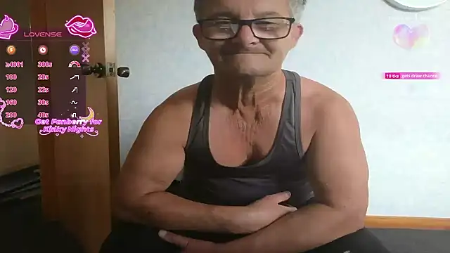 Snapshot of bigballnz chatting on November 7, 2025, 6:35 am bigballnz online show from November 7, 2025, 6:35 am