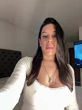 kamivolkano online show from February 13, 2025, 10:54 pm