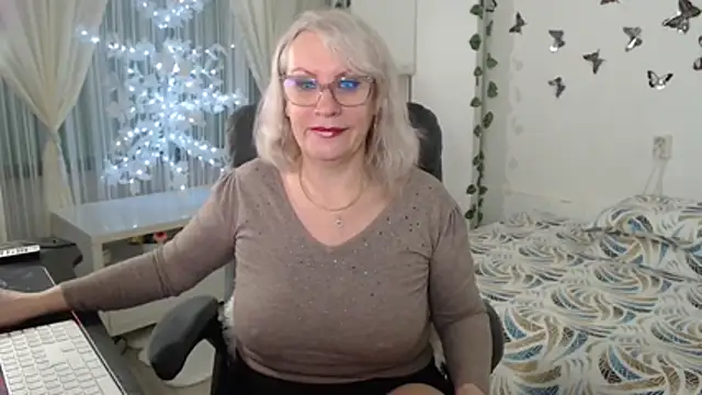 Ghertrude52 online show from March 24, 2026, 5:34 am