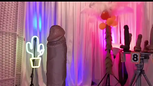 Foglove69 online show from February 5, 2026, 2:00 pm