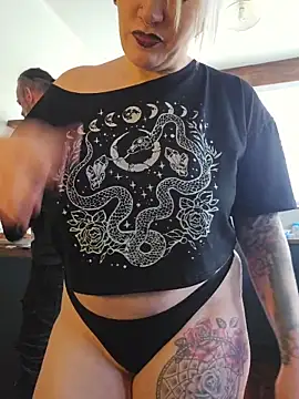 PinkTheHawk online show from October 19, 2025, 3:29 am