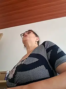 emma tour online show from December 23, 2024, 9:29 pm