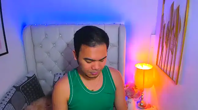 AsianZero online show from February 13, 2025, 8:24 pm