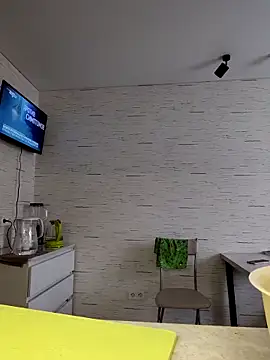 EvaXOAir online show from September 28, 2025, 5:02 am