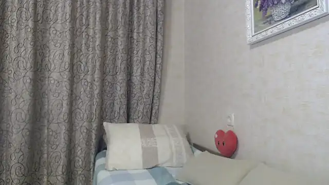 SheLion online show from November 16, 2025, 5:07 pm