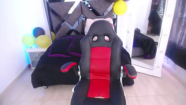 Salo hot04 online show from December 6, 2024, 3:55 pm