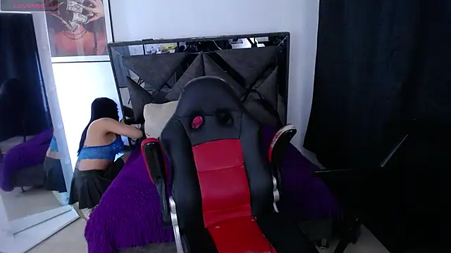 Salo hot04 online show from February 19, 2026, 11:12 pm