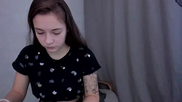 why again me online show from February 14, 2025, 2:02 pm