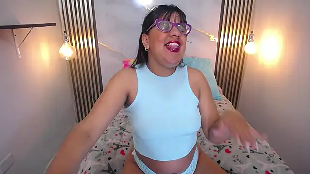 ZaidaWet online show from September 29, 2025, 12:54 pm