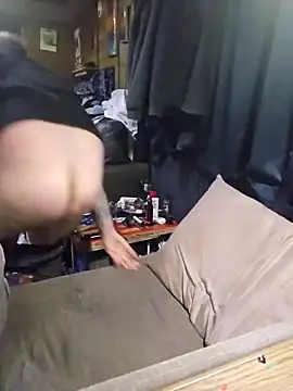 Snapshot of Cooking_Cristal chatting on February 12, 2025, 8:27 am Cooking Cristal online show from February 12, 2025, 8:27 am