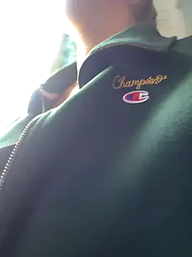 Snapshot of lovely_beast chatting on October 2, 2025, 4:14 pm lovely beast online show from October 2, 2025, 4:14 pm