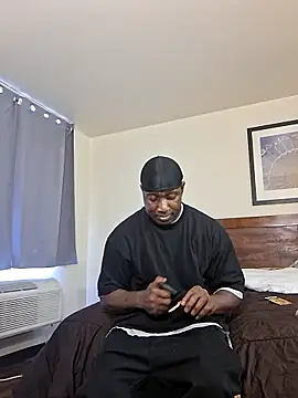 Tramontas online show from April 7, 2026, 11:04 pm