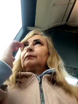 Snapshot of Irina2909@xh chatting on November 27, 2025, 10:50 am Irina2909xh online show from November 27, 2025, 10:50 am