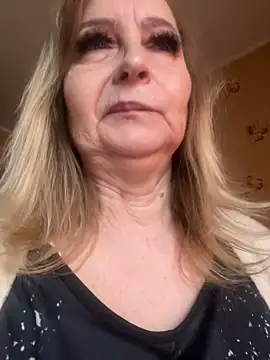 Snapshot of Irina2909@xh chatting on December 23, 2025, 10:46 am Irina2909xh online show from December 23, 2025, 10:46 am