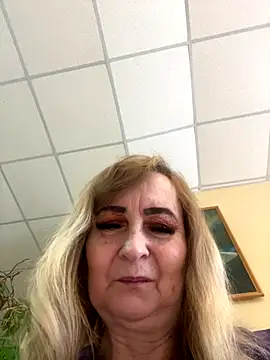 Snapshot of Irina2909@xh chatting on January 8, 2026, 9:33 am Irina2909xh online show from January 8, 2026, 9:33 am