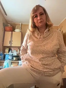 Irina2909xh online show from February 10, 2026, 5:22 am