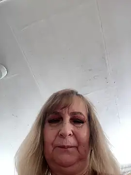 Irina2909xh online show from February 19, 2026, 11:17 am