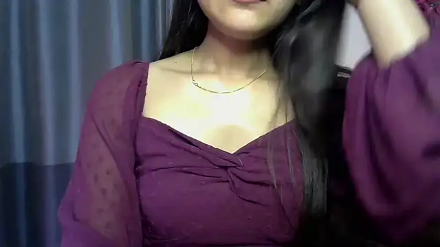 Snapshot of selen_5 chatting on January 22, 2025, 6:41 pm selen 5 online show from January 22, 2025, 6:41 pm