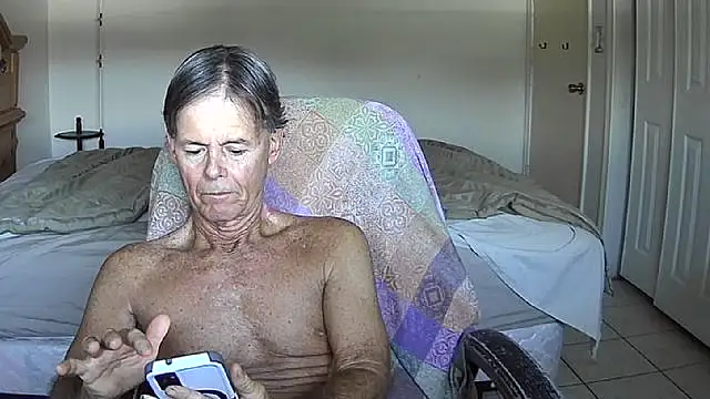 nakeedcowboi65 online show from December 19, 2025, 8:16 pm