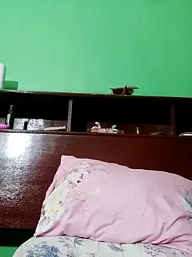 QueenSoreal online show from October 1, 2025, 6:14 pm