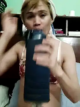 QueenSoreal online show from May 23, 2026, 3:05 pm