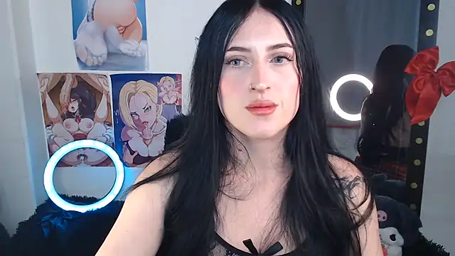 Evelyn Sheeran online show from July 13, 2026, 2:47 am