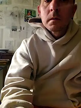 verylargecock online show from February 18, 2026, 5:31 pm