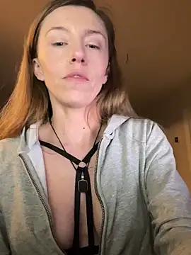 Snapshot of Heidi_Harper chatting on January 7, 2025, 4:48 pm Heidi Harper online show from January 7, 2025, 4:48 pm