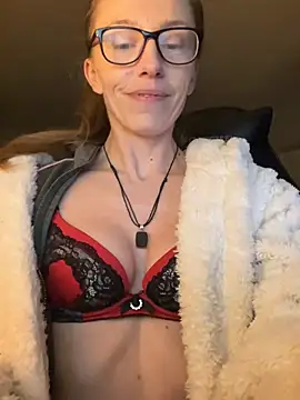 Snapshot of Heidi_Harper chatting on January 28, 2025, 4:52 pm Heidi Harper online show from January 28, 2025, 4:52 pm
