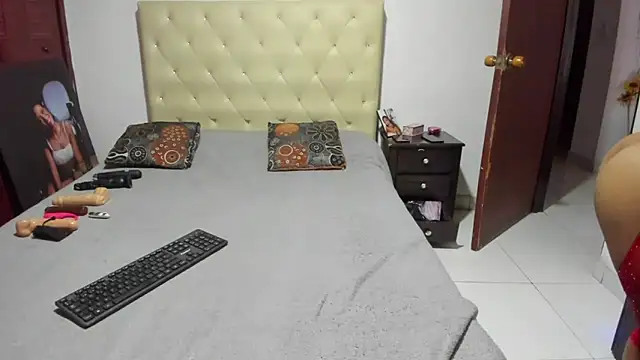 LUISSA  online show from November 6, 2025, 11:33 am