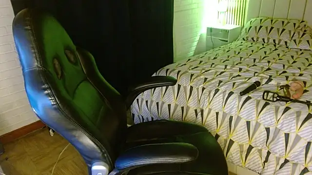 Snapshot of bella_savati chatting on February 9, 2025, 3:53 am bella savati online show from February 9, 2025, 3:53 am