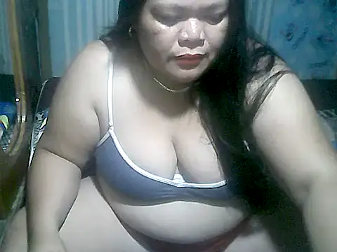 cutechubbyasian online show from January 12, 2026, 2:11 pm