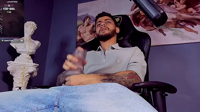 Snapshot of alessandro_duty chatting on February 7, 2025, 2:40 am alessandro duty online show from February 7, 2025, 2:40 am