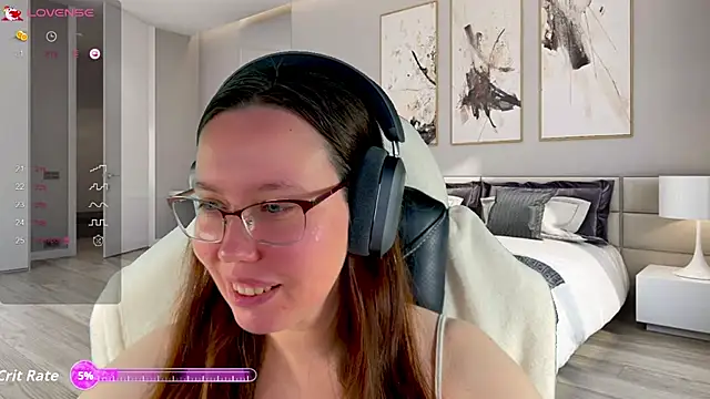 Victoria Romans online show from November 12, 2025, 7:35 pm