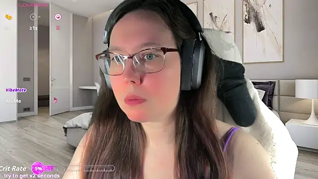 Victoria Romans online show from May 25, 2026, 2:17 am