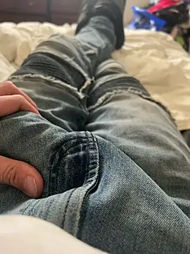 Snapshot of cumgitsumdic chatting on January 23, 2025, 7:29 pm cumgitsumdic online show from January 23, 2025, 7:29 pm