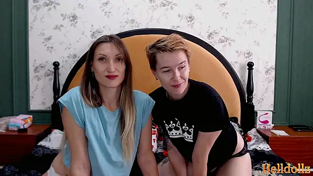 Helldollz online show from October 16, 2025, 8:04 am